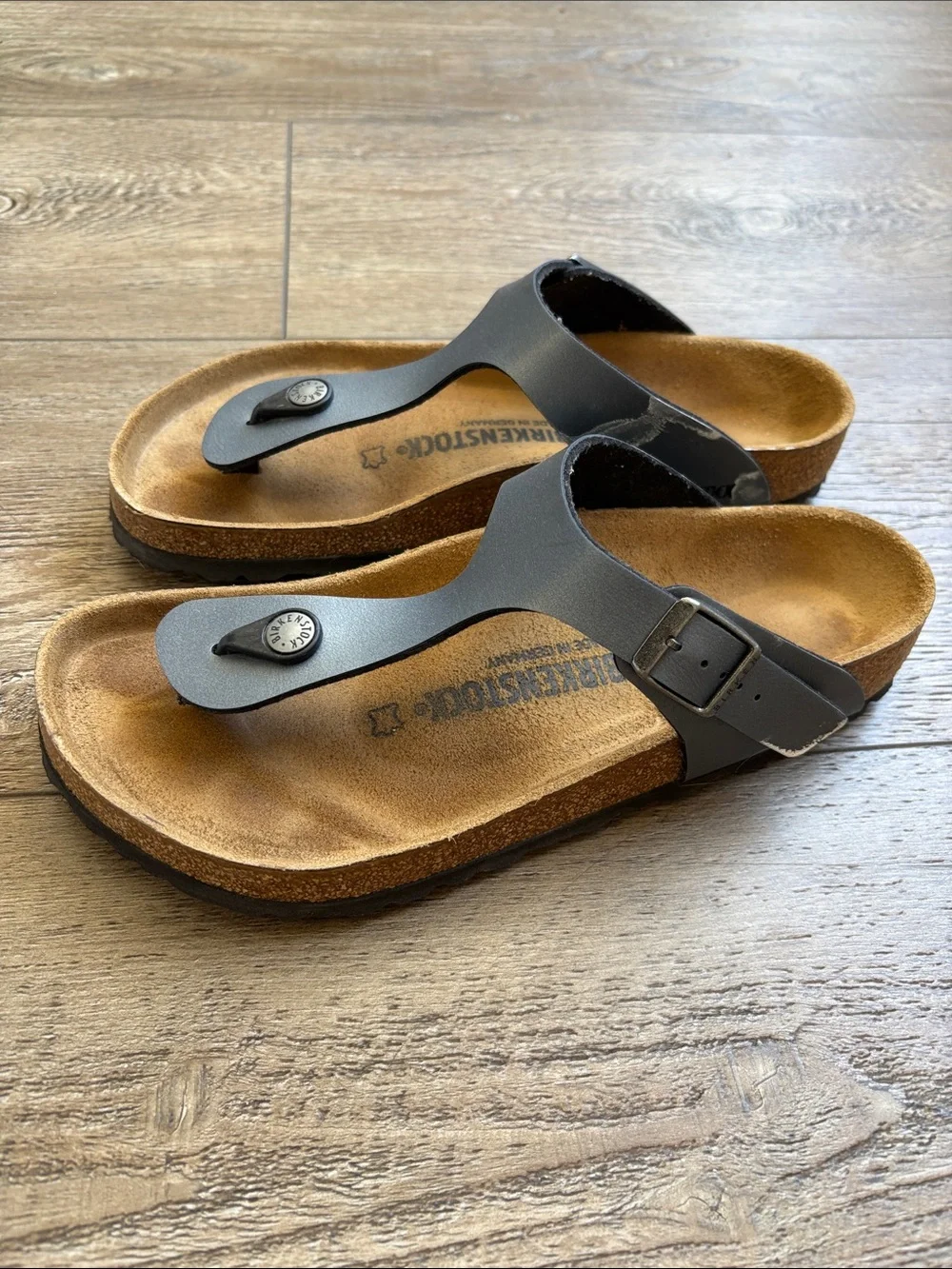 Birkenstock Gizeh Thong Sandals in Black Birko-Flor Faux Leather w Cork Footbed
